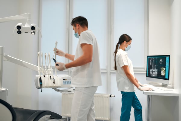Becoming a Partner in a Dental Practice: 5 Considerations